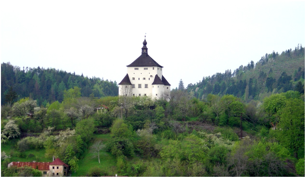nový zámok.jpg